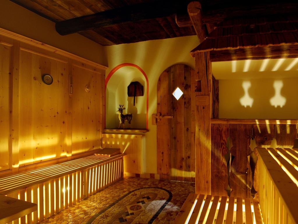 Hotel Cirelle Suite & Spa Canazei Ngoại thất bức ảnh