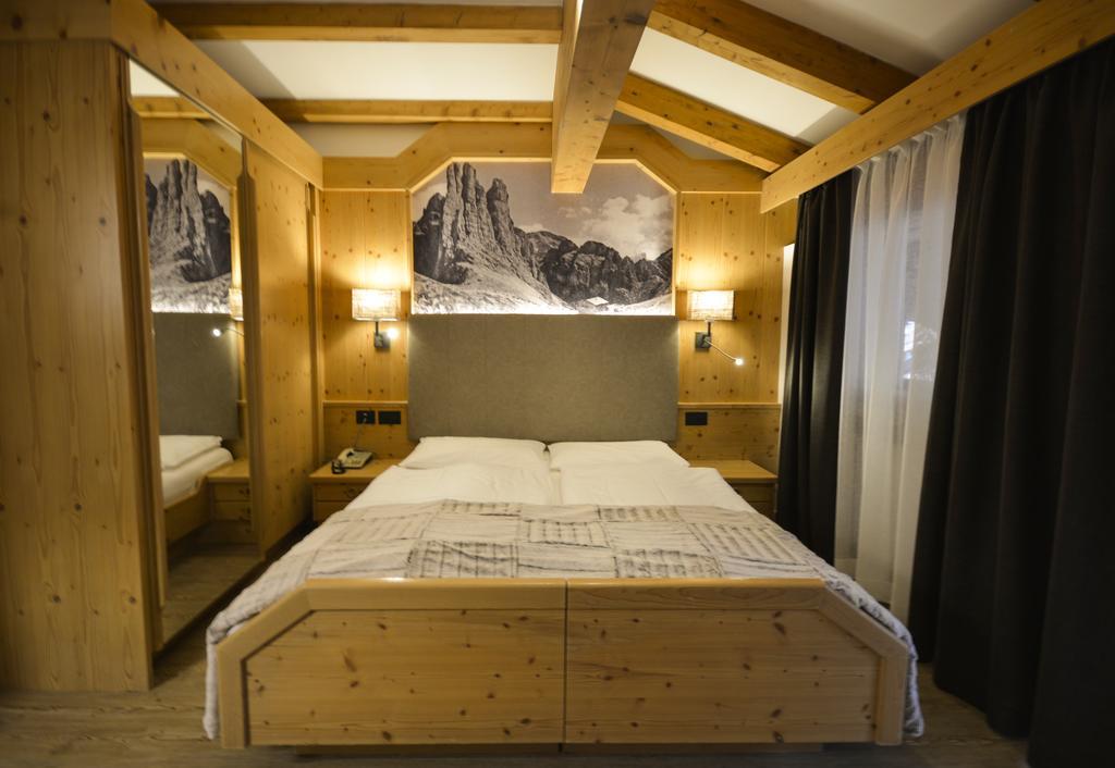 Hotel Cirelle Suite & Spa Canazei Ngoại thất bức ảnh