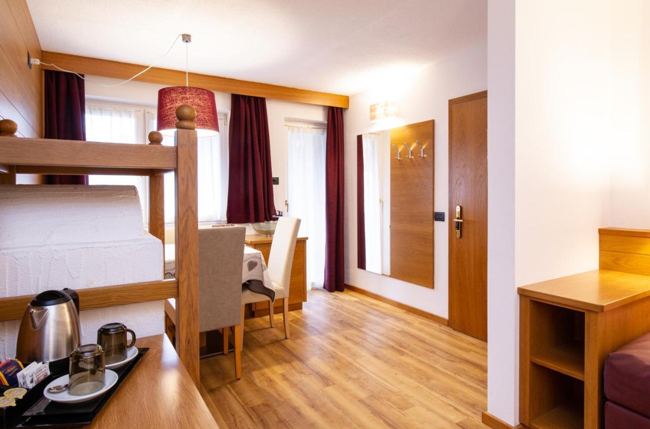 Hotel Cirelle Suite & Spa Canazei Ngoại thất bức ảnh
