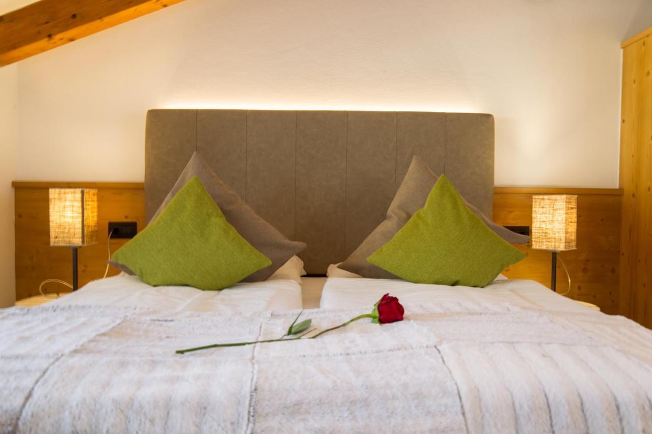 Hotel Cirelle Suite & Spa Canazei Ngoại thất bức ảnh